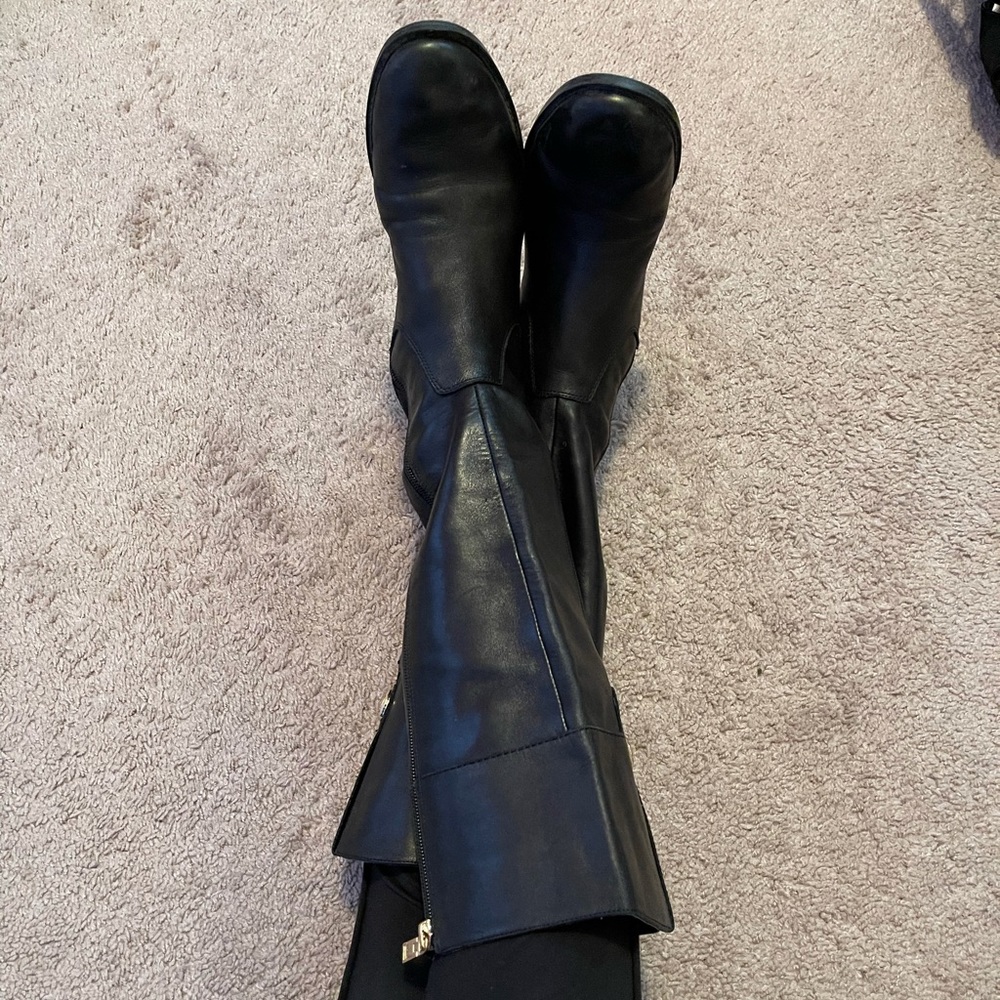 Tommy Hilfiger black boots